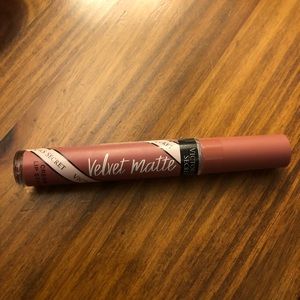 Victoria’s Secret Pink Matte Liquid Lipstick